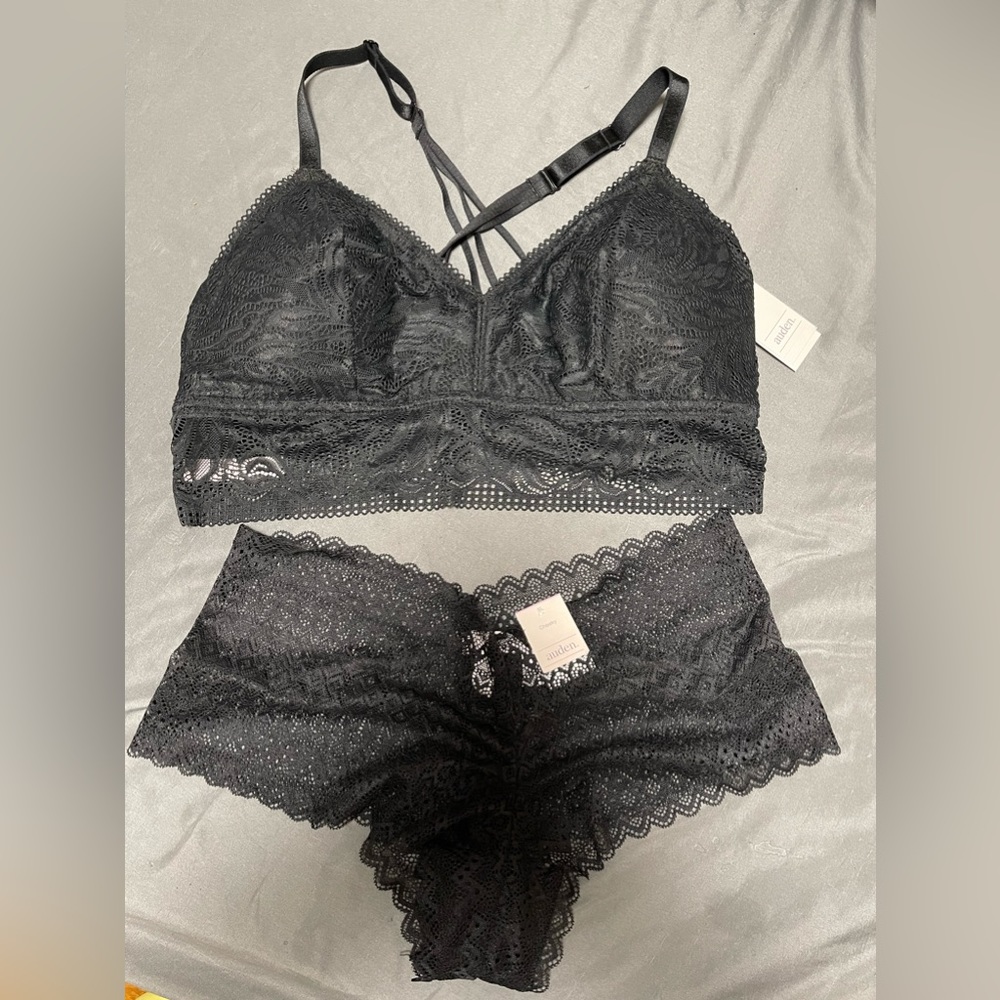 Bra + Panty Set